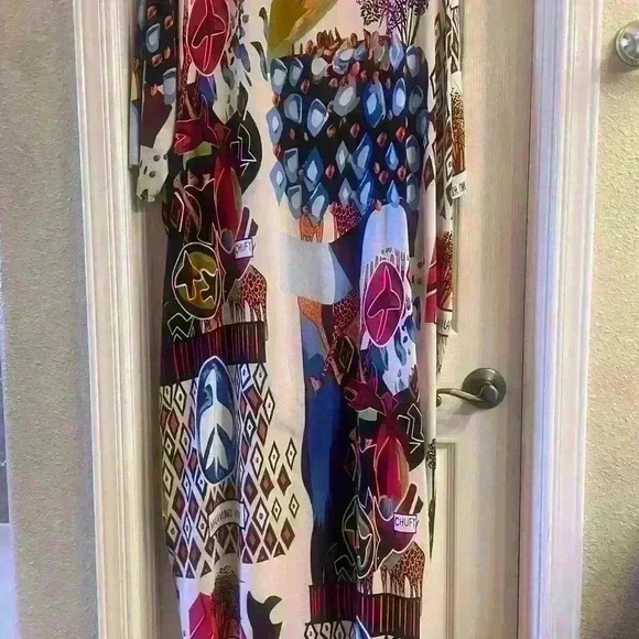 Women’s light flowy kimono. Shorter sleeves, bright colors! One size fits most. - Picture 3 of 5